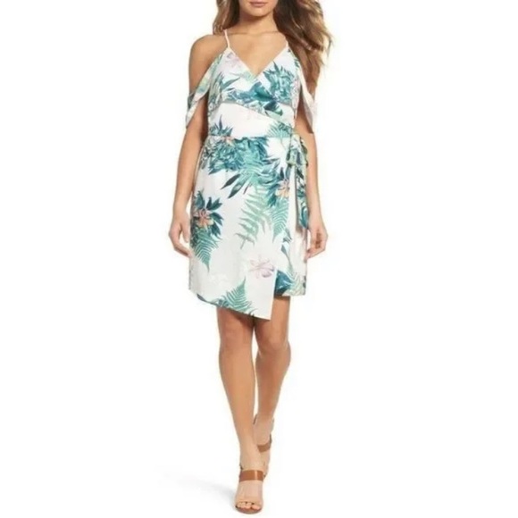 Adelyn Rae White Tropical Wrap Dress - Picture 4 of 14